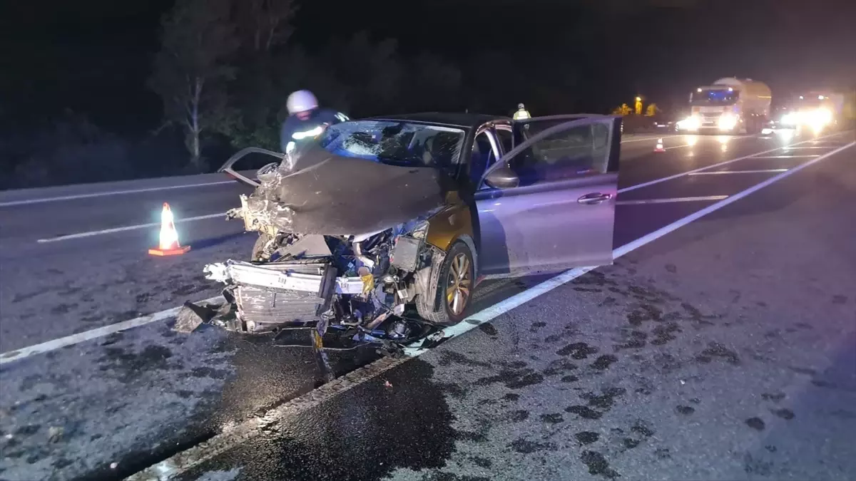 Erzincan’da Trafik Kazası: 2 Ölü, 4 Yaralı