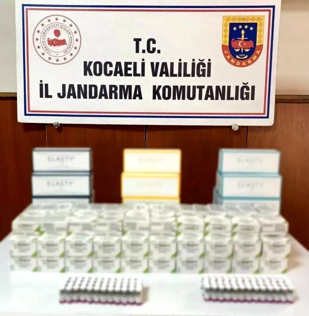 Gebze’de Kaçak Estetik ve Tıbbi Malzeme Ele Geçirildi
