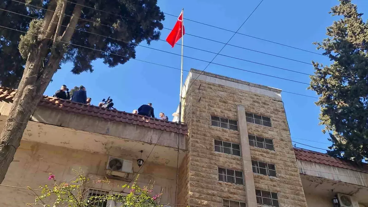 Halep’te Türk Konsolosluğu Yeniden Açıldı
