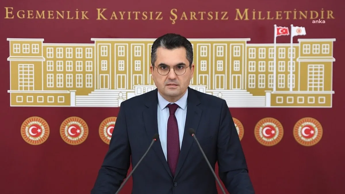 Son dakika: DEVA PartisiBalıkesir Milletvekili Burak Dalgın istifa etti