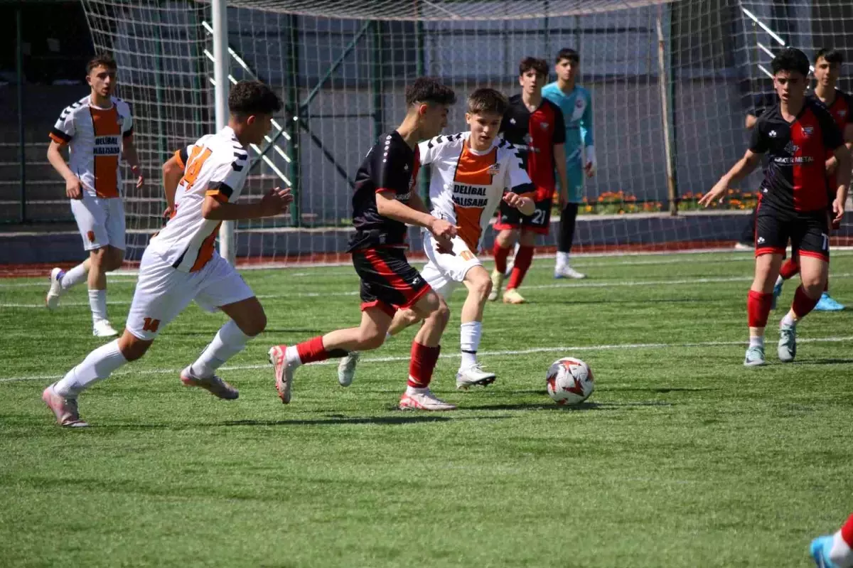 Karabük’te U-16 Türkiye Futbol Şampiyonası Başladı