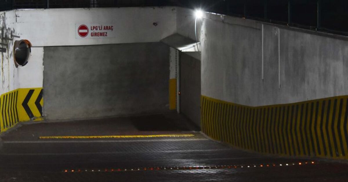 Site görevlisi, sitede oturan husumetlisini öldürdü